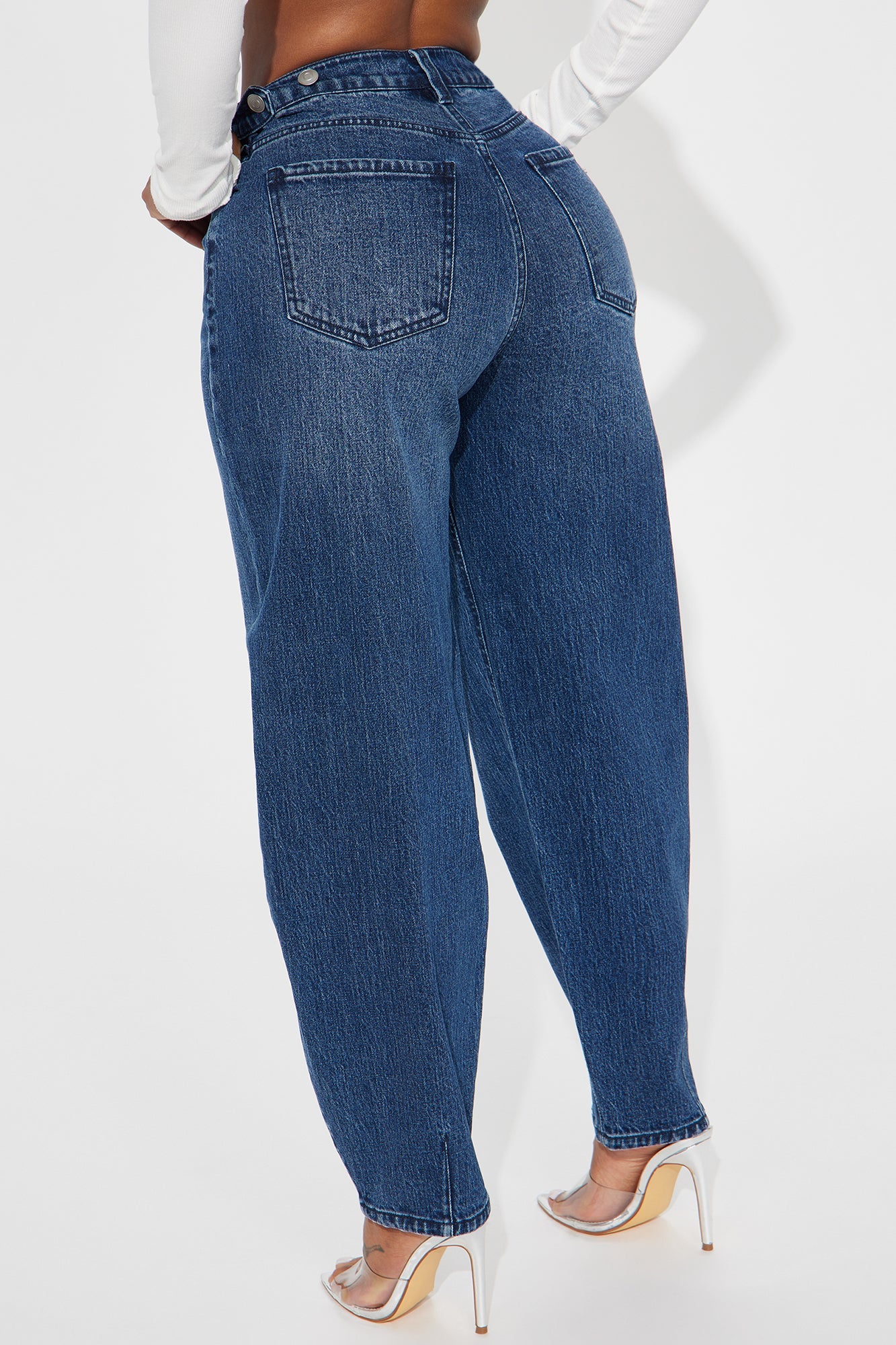 For The Record Stretch Taper Leg Jeans - Dark Wash