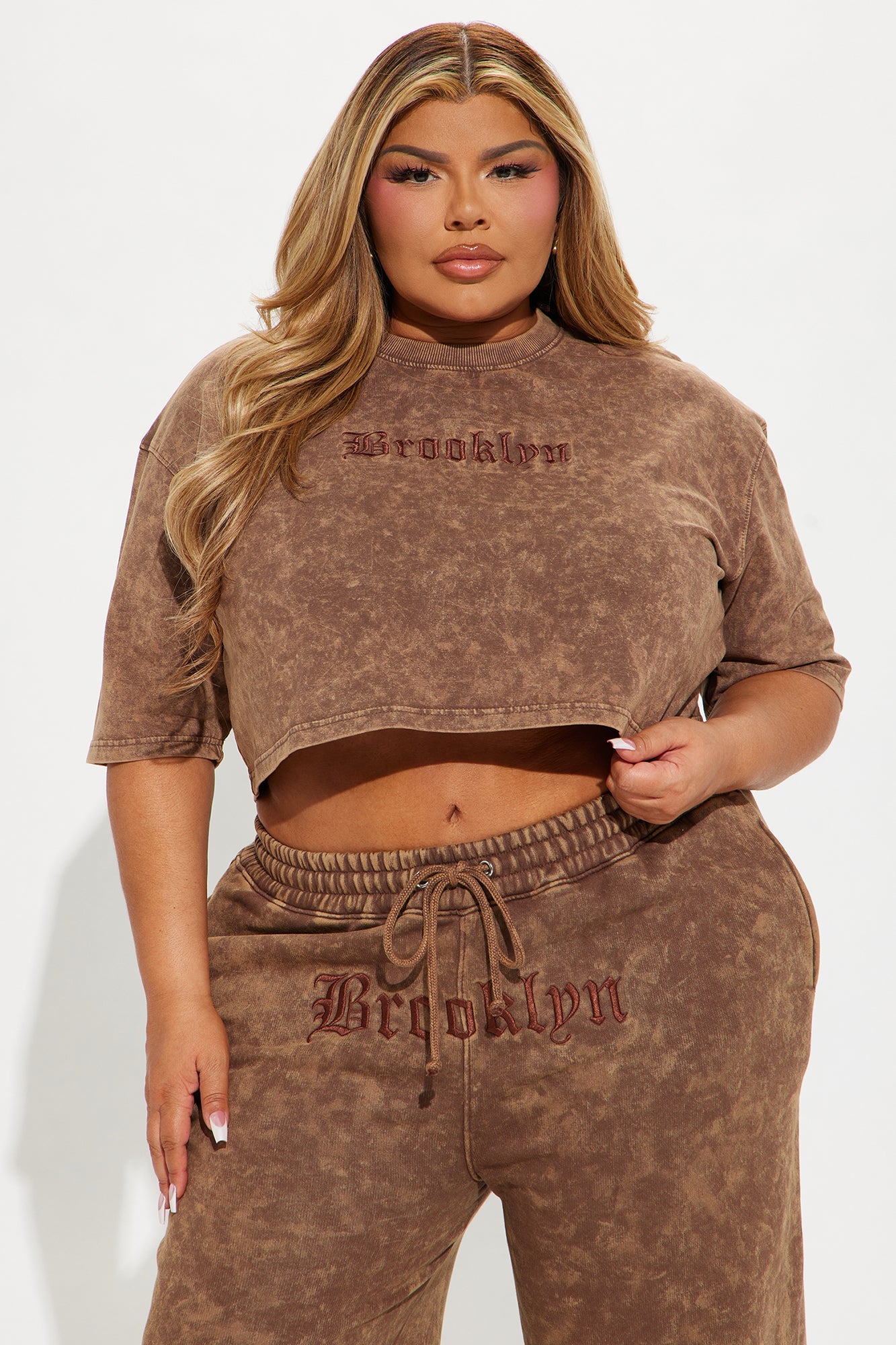 The Brooklyn Way Washed Tee - Brown Combo