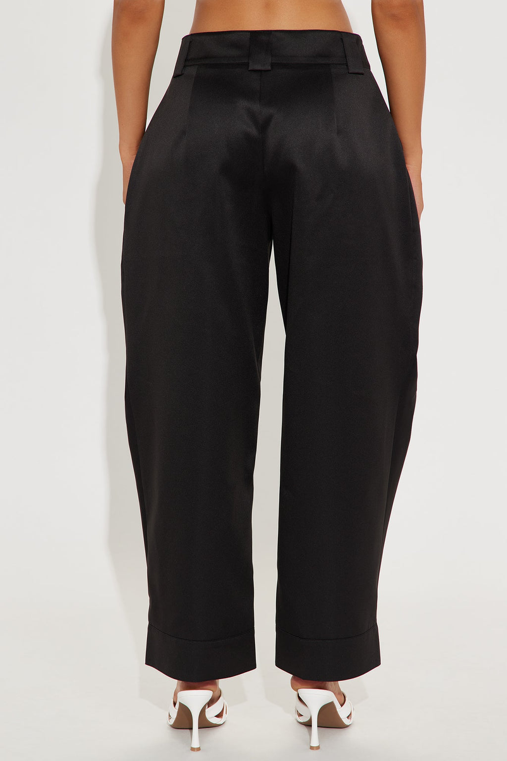 Kayla Barrel Leg Pant - Black