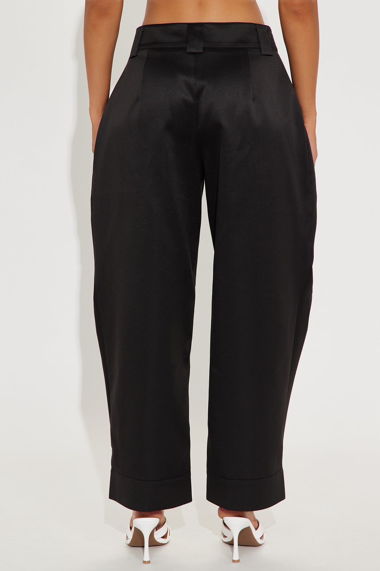 Kayla Barrel Leg Pant - Black