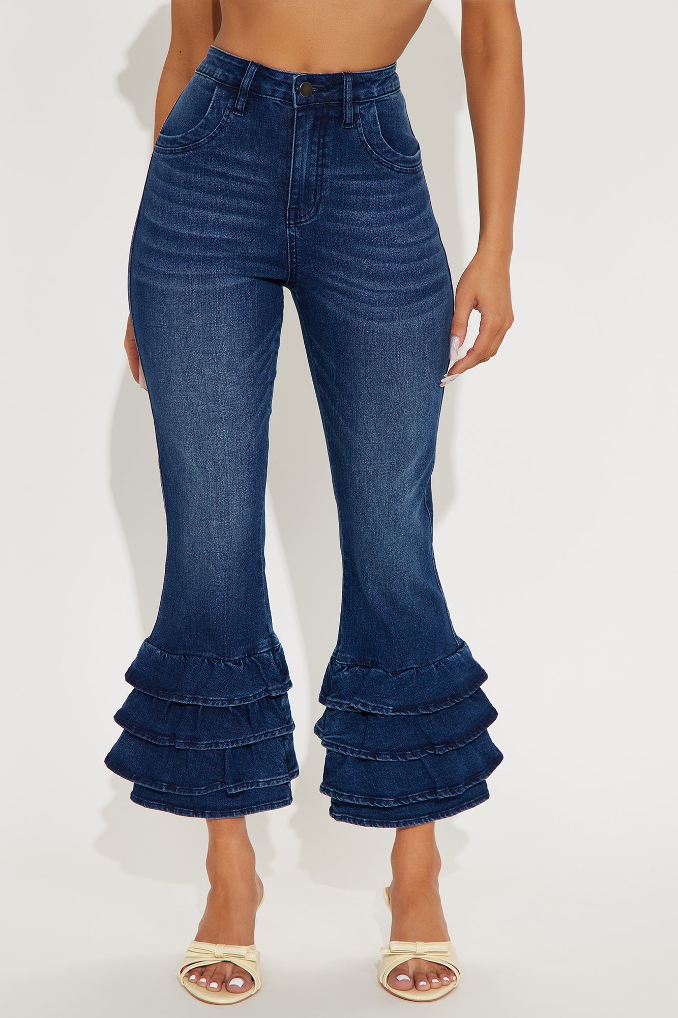 Gloria Ruffled Denim Capri Jeans - Dark Wash