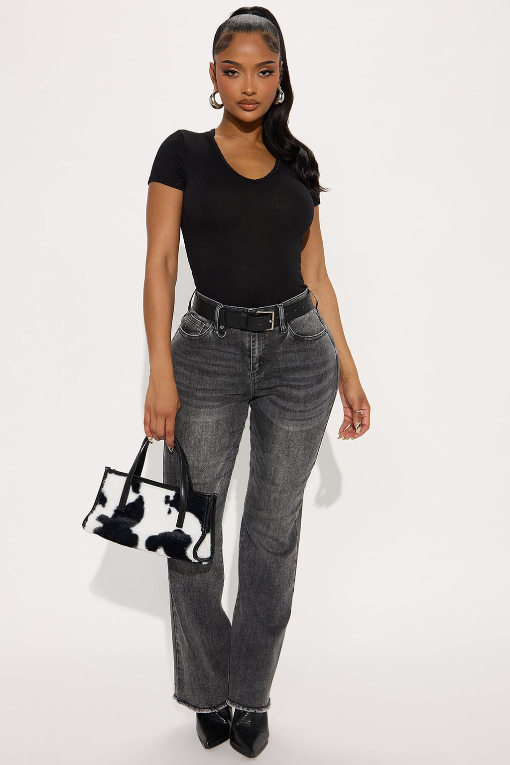 Journi Ribbed V-Neck Tee - Black