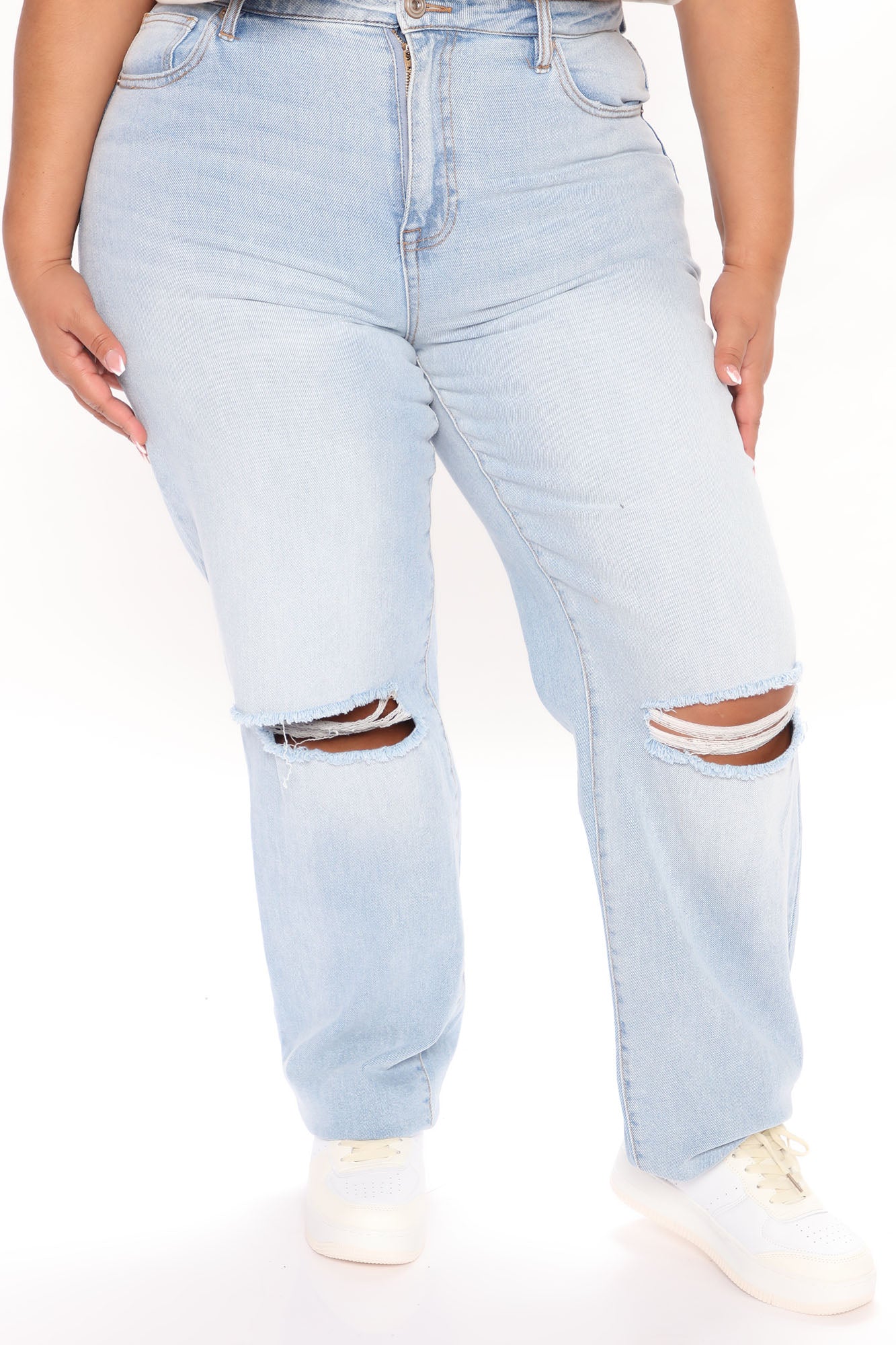 Beat Me To It Straight Leg Jeans - Light Blue Wash