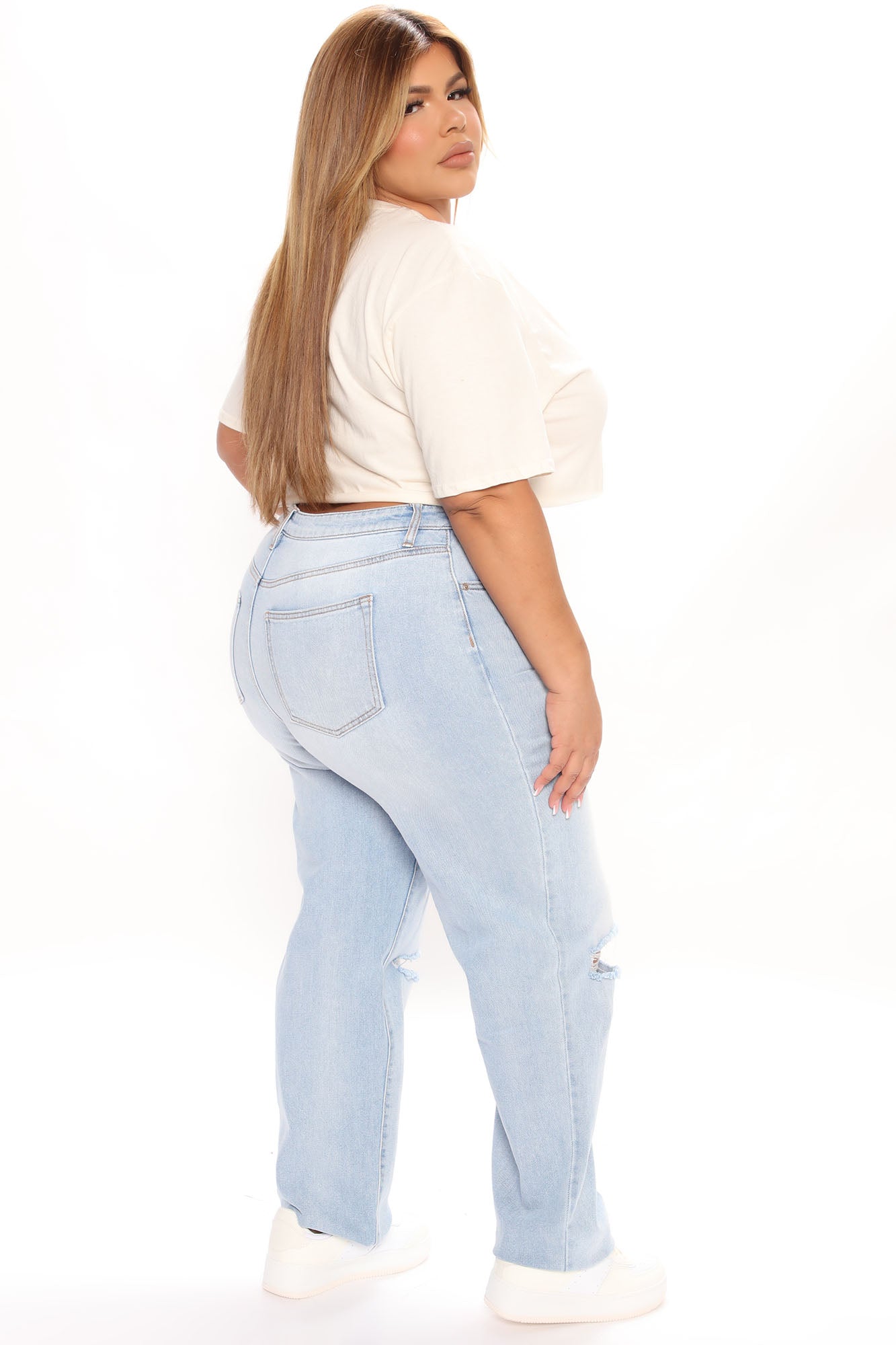 Beat Me To It Straight Leg Jeans - Light Blue Wash