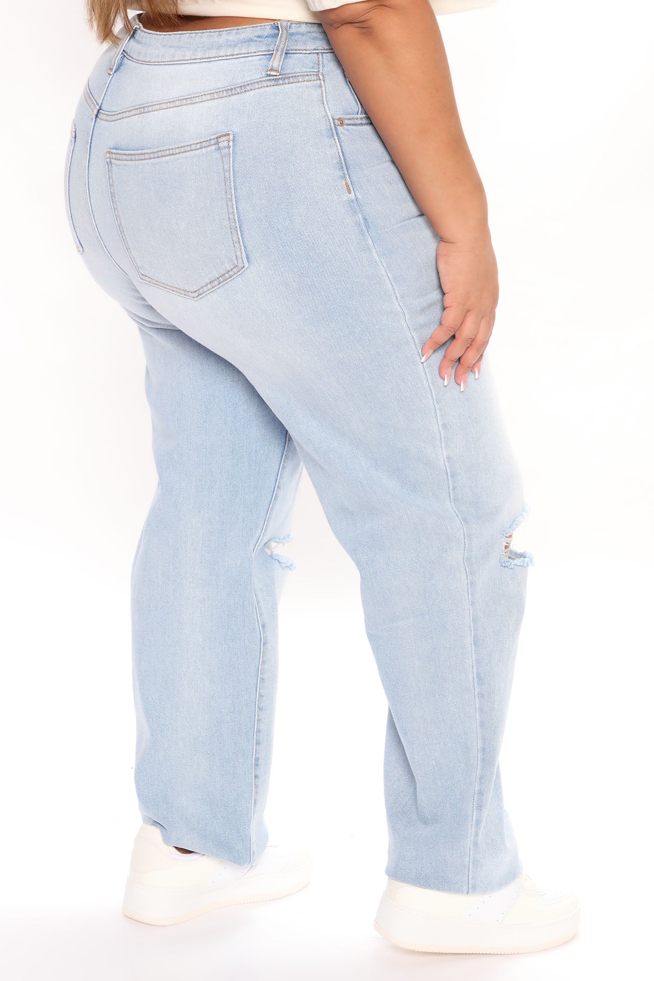 Beat Me To It Straight Leg Jeans - Light Blue Wash