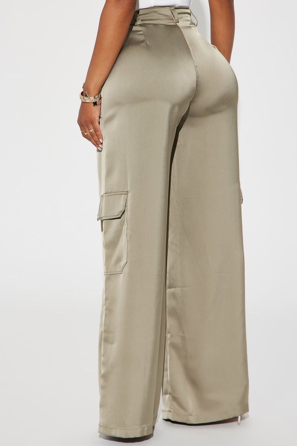 Pretty Girl Walk Satin Cargo Pant - Olive