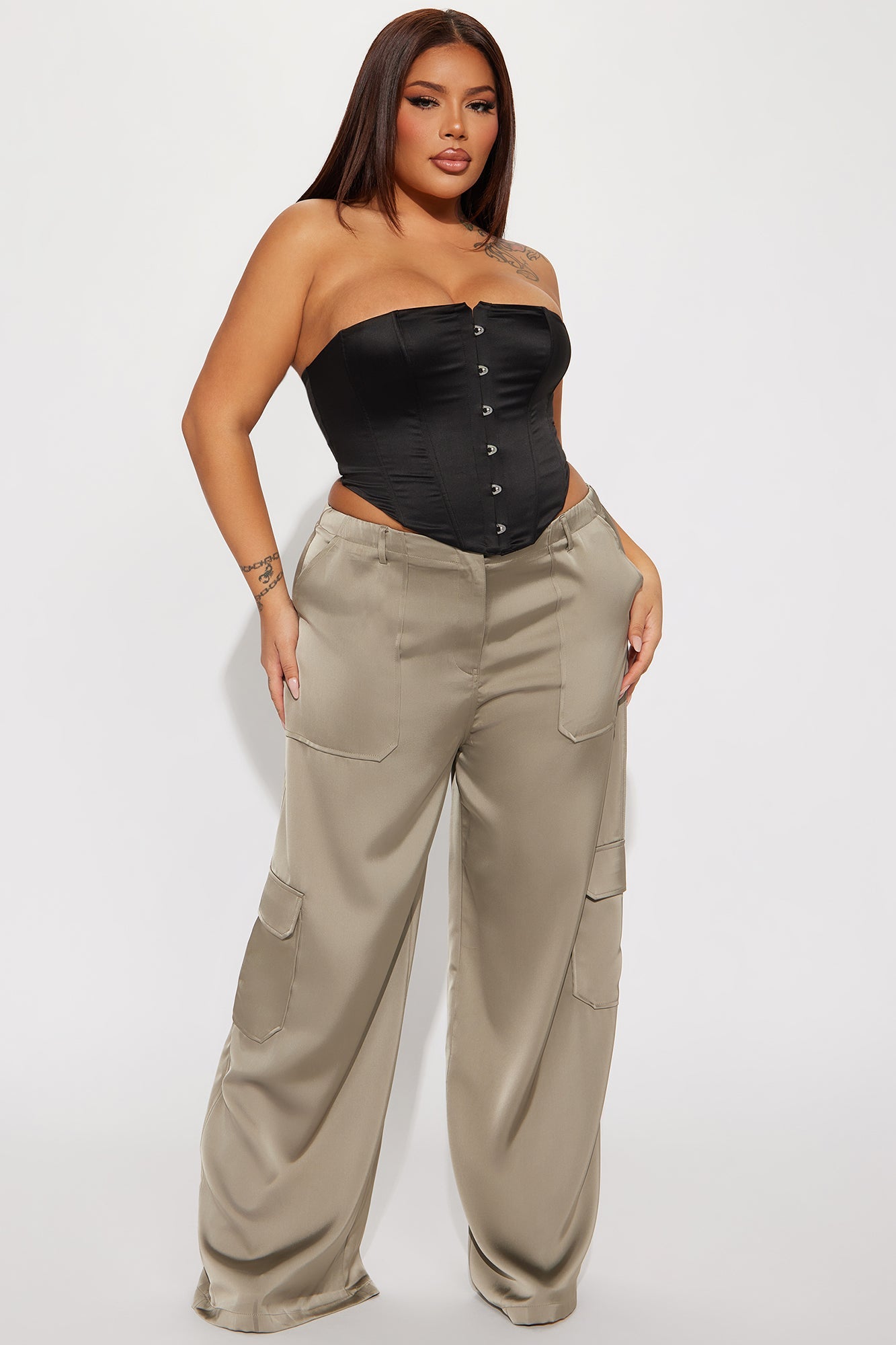 Pretty Girl Walk Satin Cargo Pant - Olive
