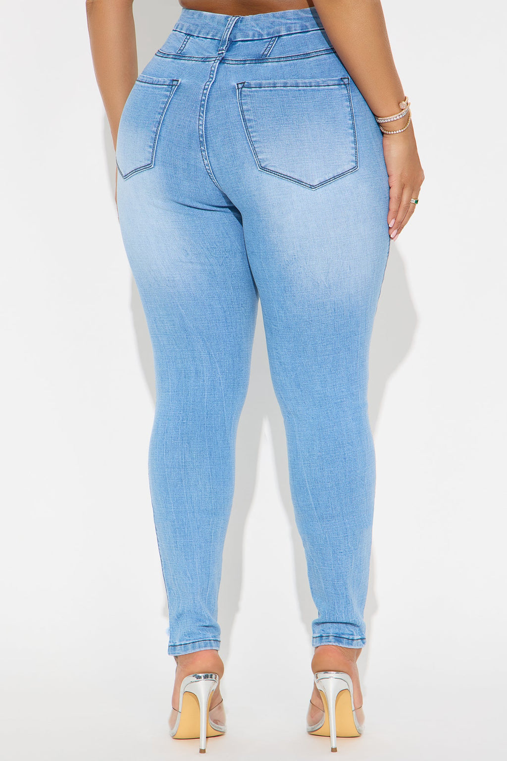 Long Story Short Sculpting Stretch Skinny Jeans - Light Wash