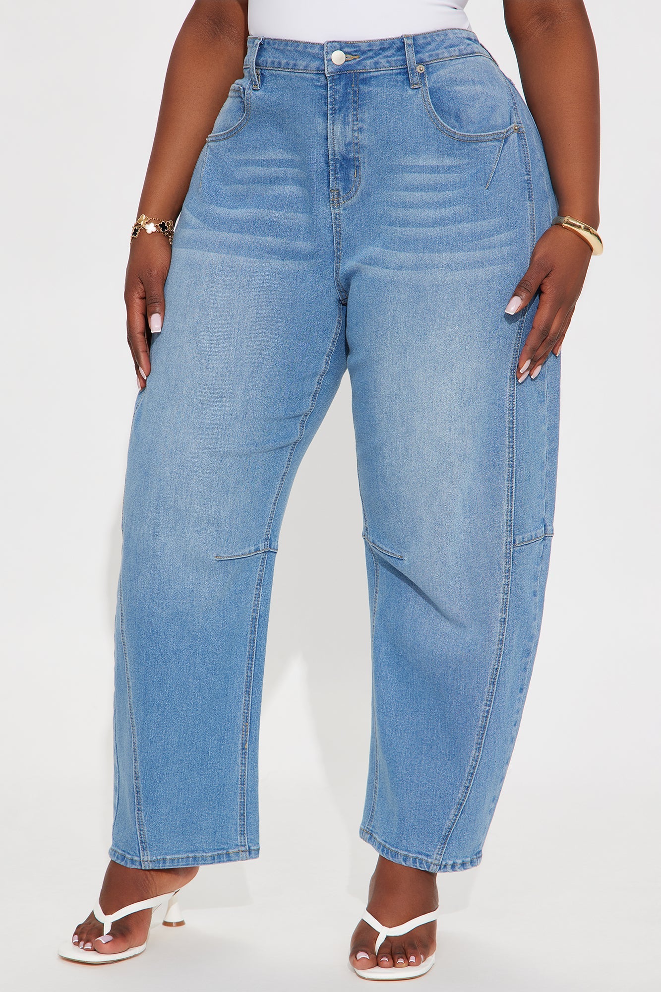 Topic Of Discussion Slim Barrel Leg Jeans - Medium Wash