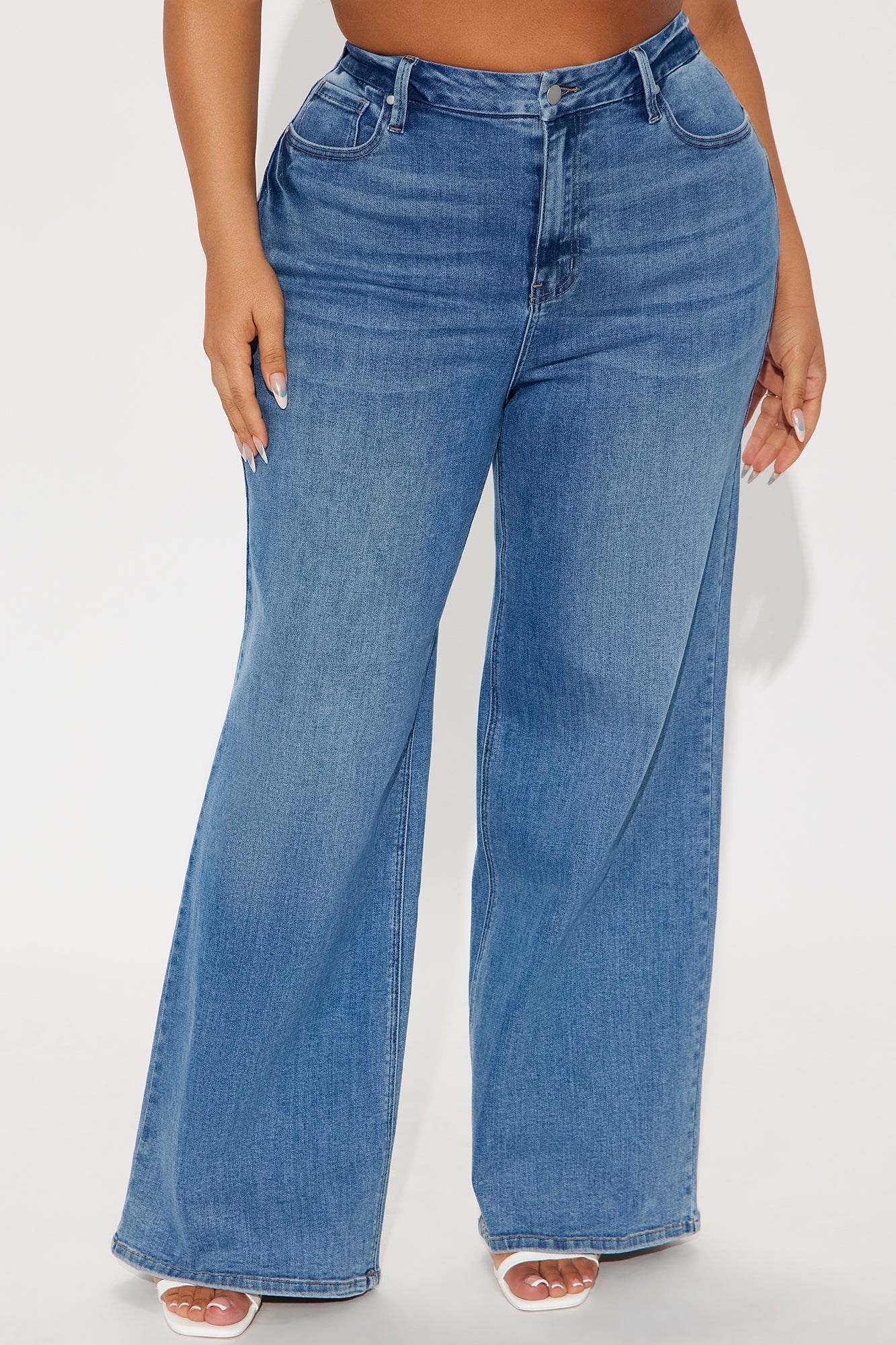 Feeling The Heat Stretch Wide Leg Jeans - Medium Wash