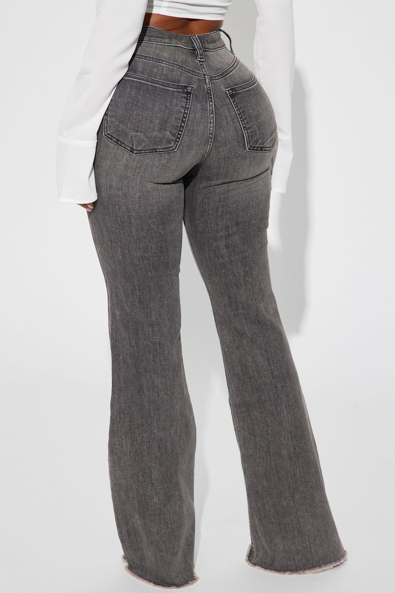 Best Behavior Stretch Flare Jean - Black Wash