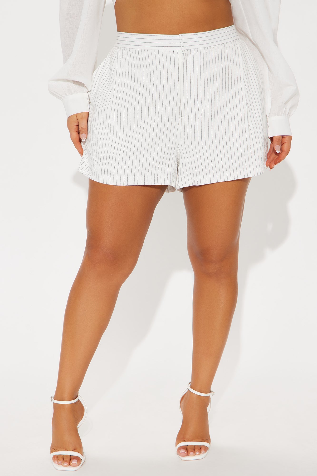 Out Of Office High Rise Linen Pinstripe Trouser Short - White/combo