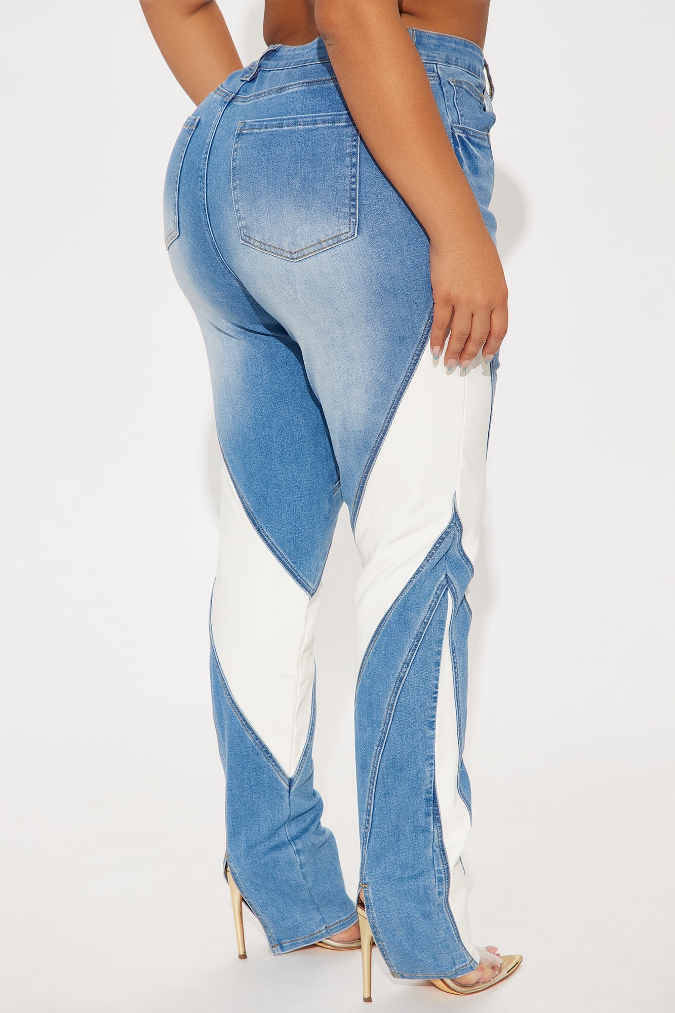 Stepping Up Split Hem Skinny Jeans - Medium Wash