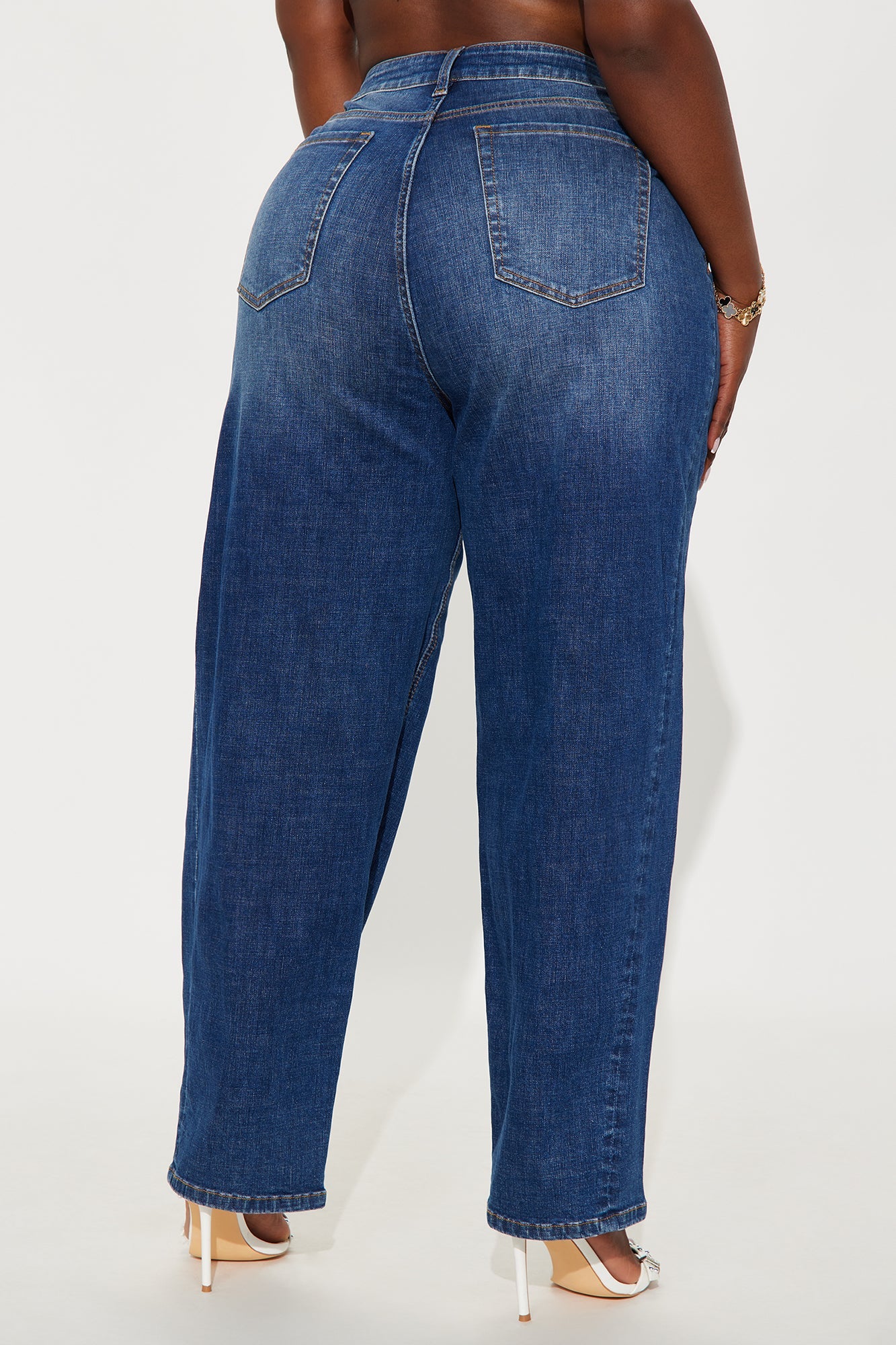 Maven Barrel Leg Jeans - Dark Wash