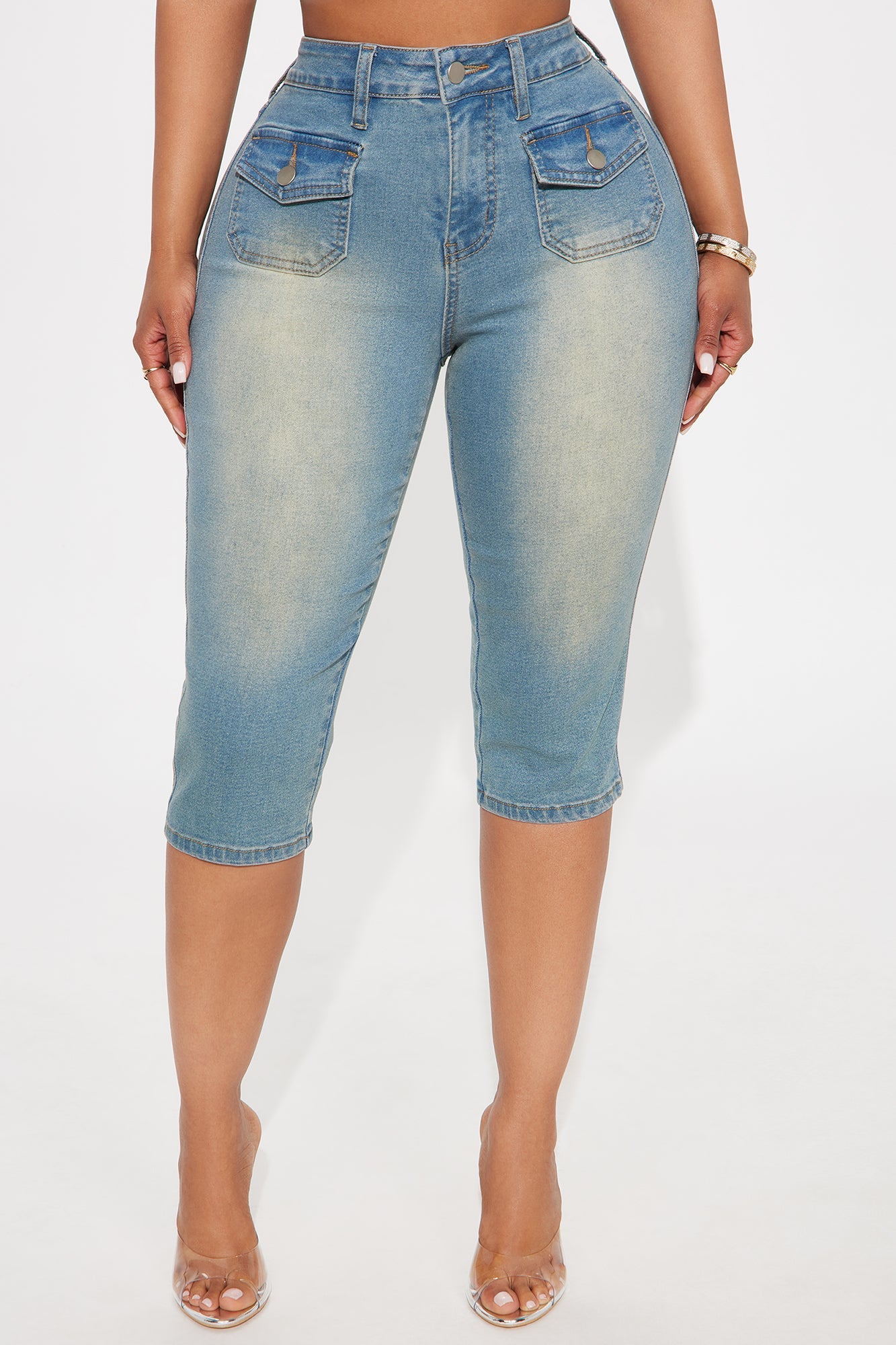 Shocker Tinted Stretch Capri Jeans - Medium Wash