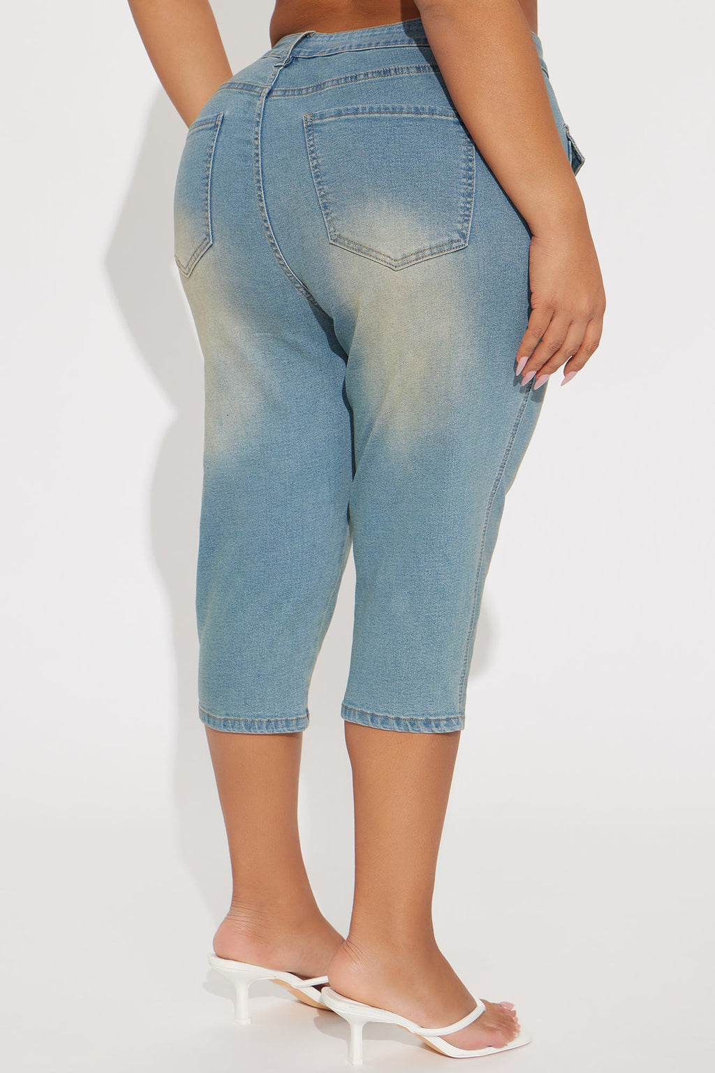 Shocker Tinted Stretch Capri Jeans - Medium Wash