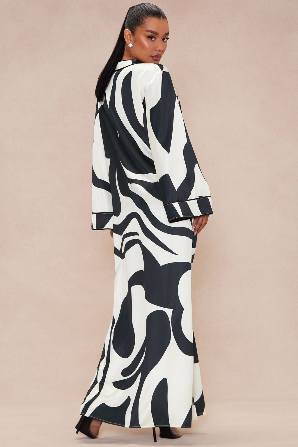 Valentina Satin Kaftan Maxi Dress - Black/White