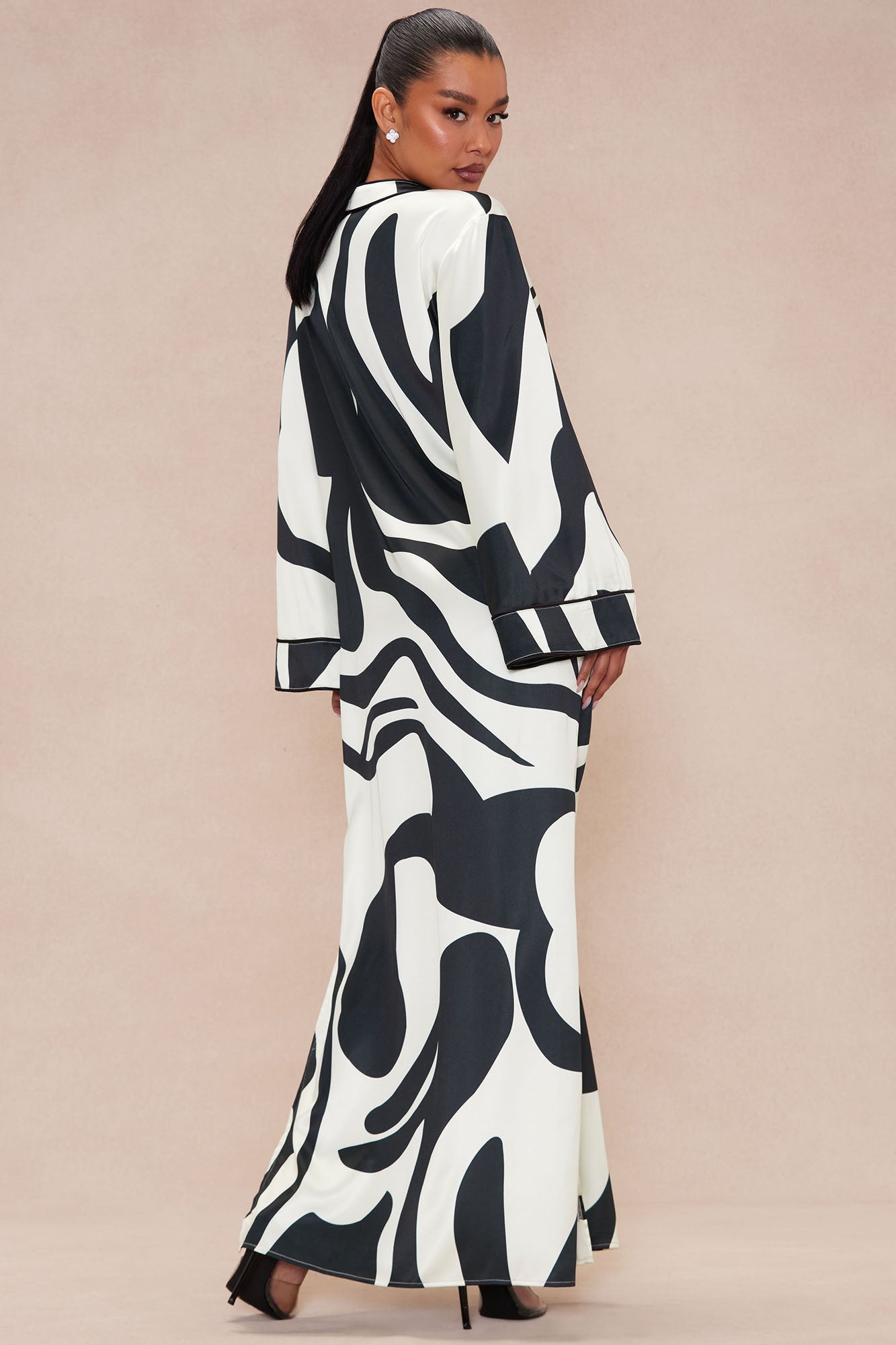 Valentina Satin Kaftan Maxi Dress - Black/White