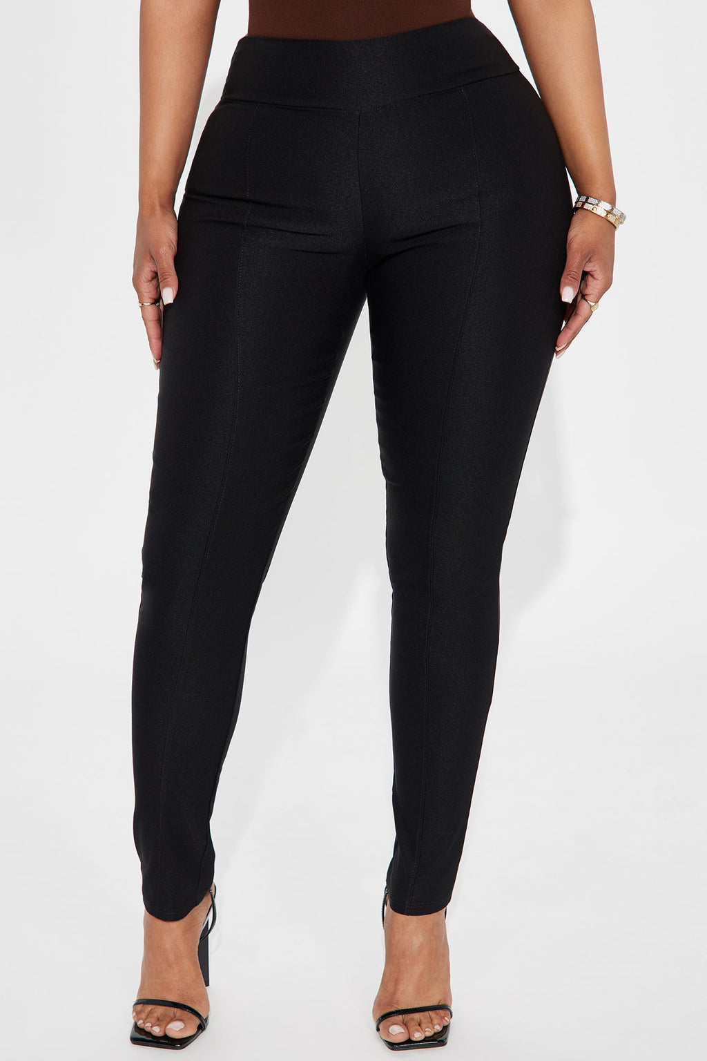 No Comparison Millennium Skinny Pant - Black