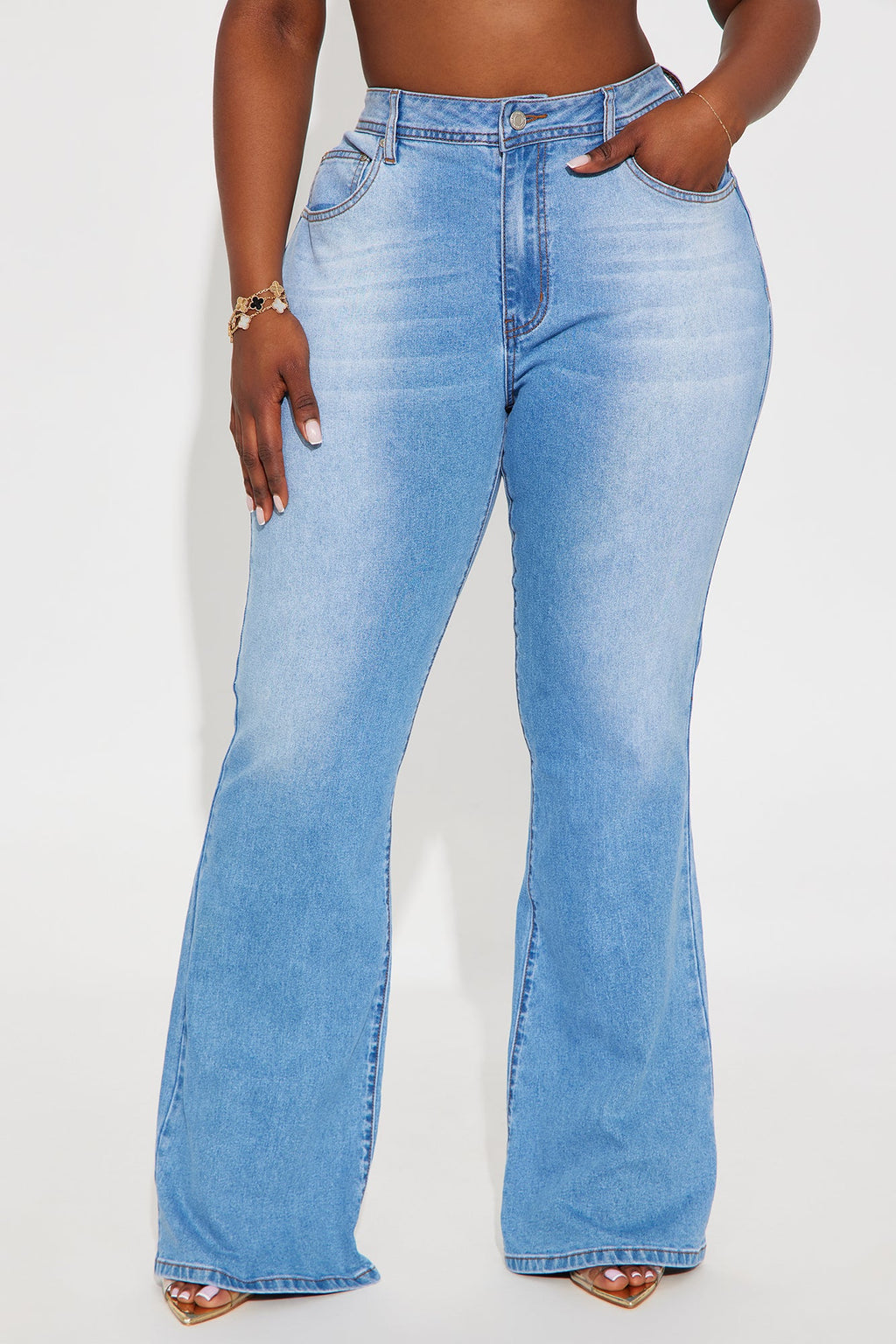 Hold You In Stretch Bootcut Jeans - Medium Wash