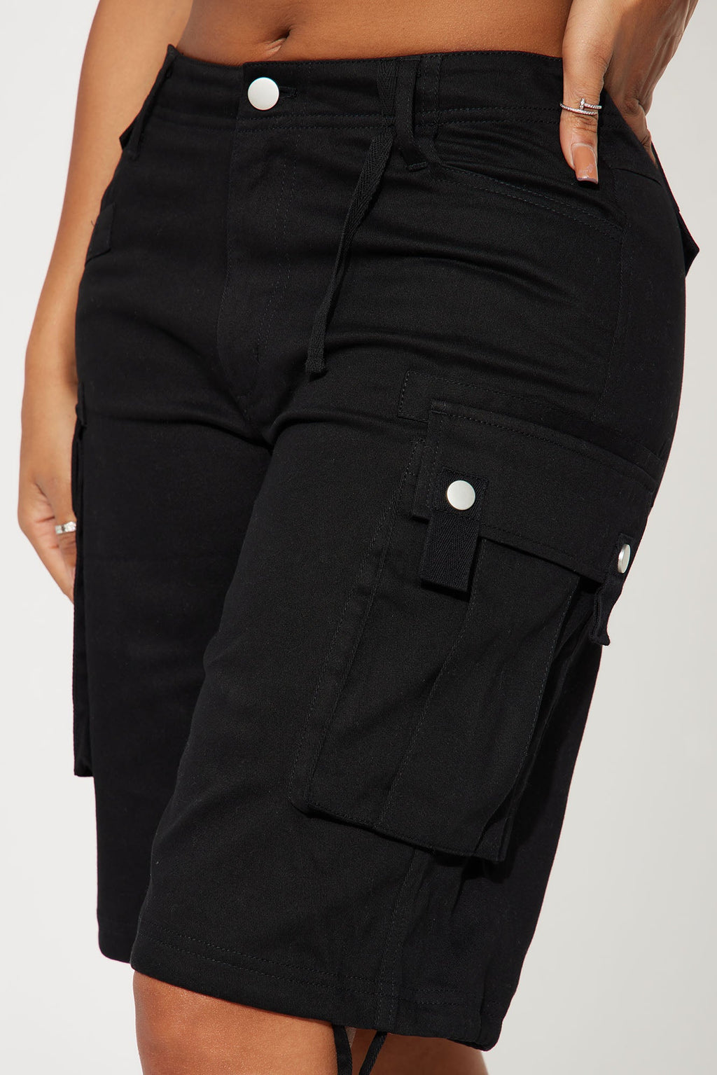 Laid Back Cargo Bermuda Short - Black