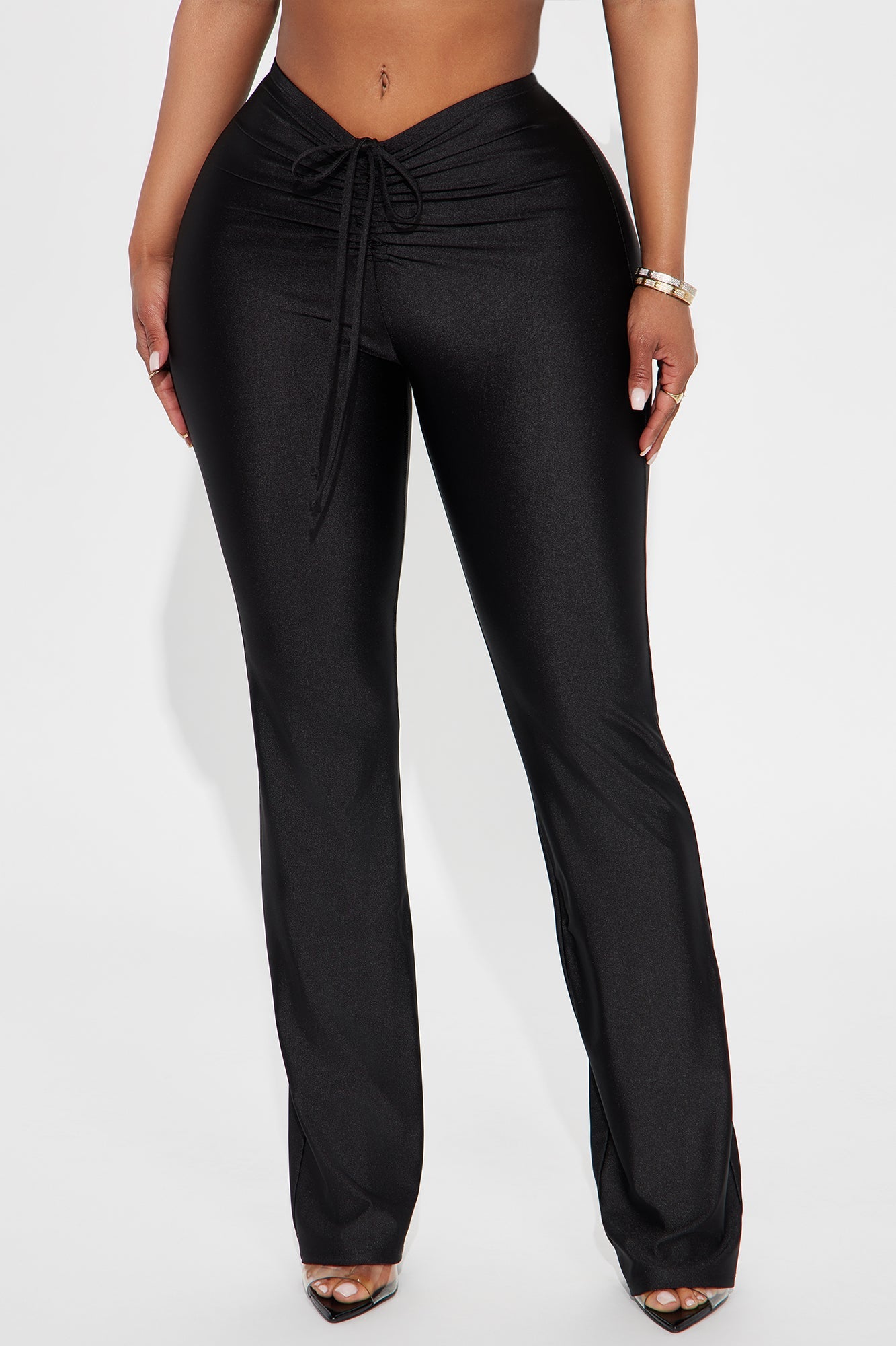 Feeling Flirty Ruched Skinny Pant - Black