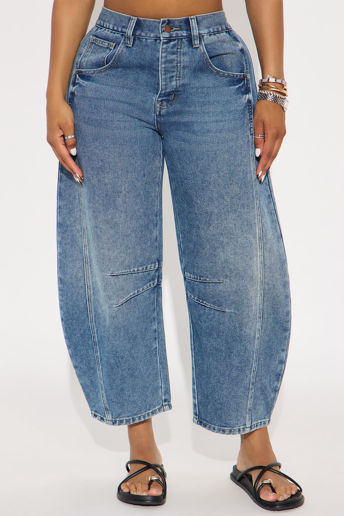 Out Of Office Mid Rise Barrel Leg Jeans - Medium Wash