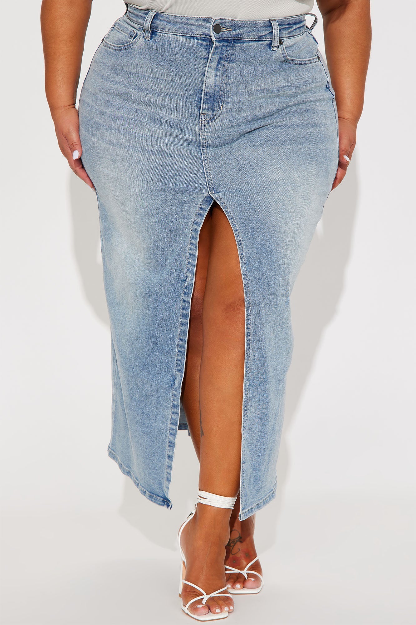 Nicole Denim Maxi Skirt - Light Wash