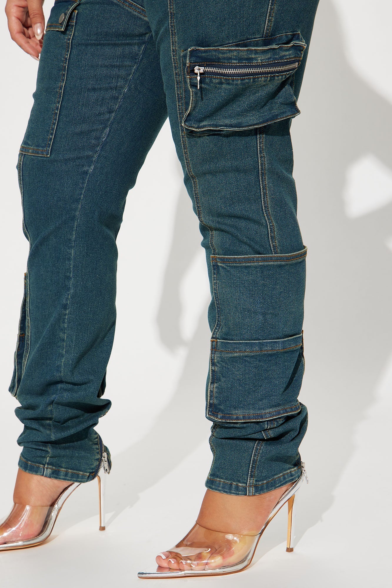 Good Form Cargo Slim Straight Leg Jeans - Dark Wash