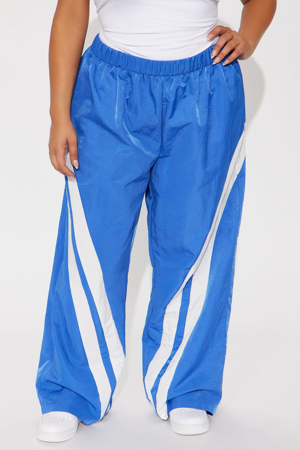 Follow The Curve Windbreaker Track Pant - Blue