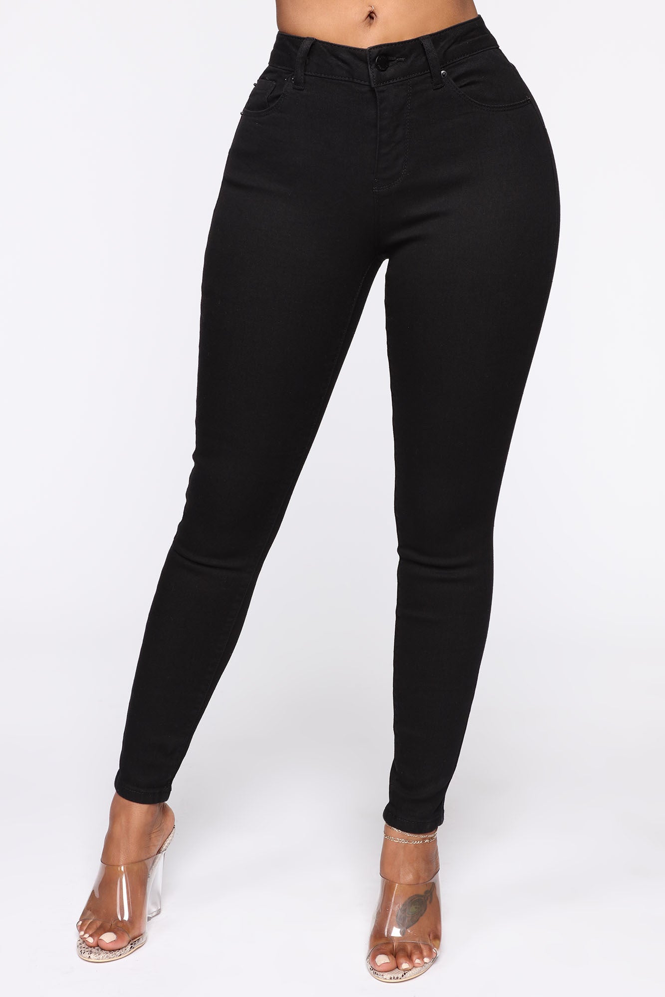 Can't Believe It! Booty Shaping Skinny Jeans - Black