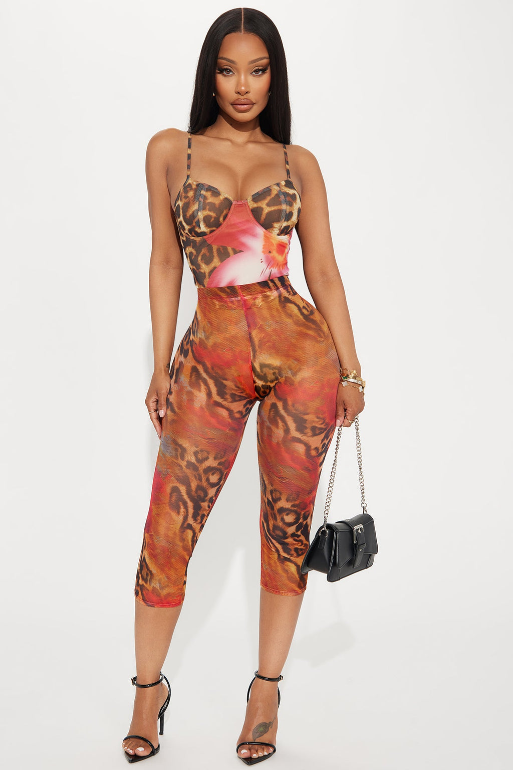 That's Hot Mesh Capri Legging - Red/combo