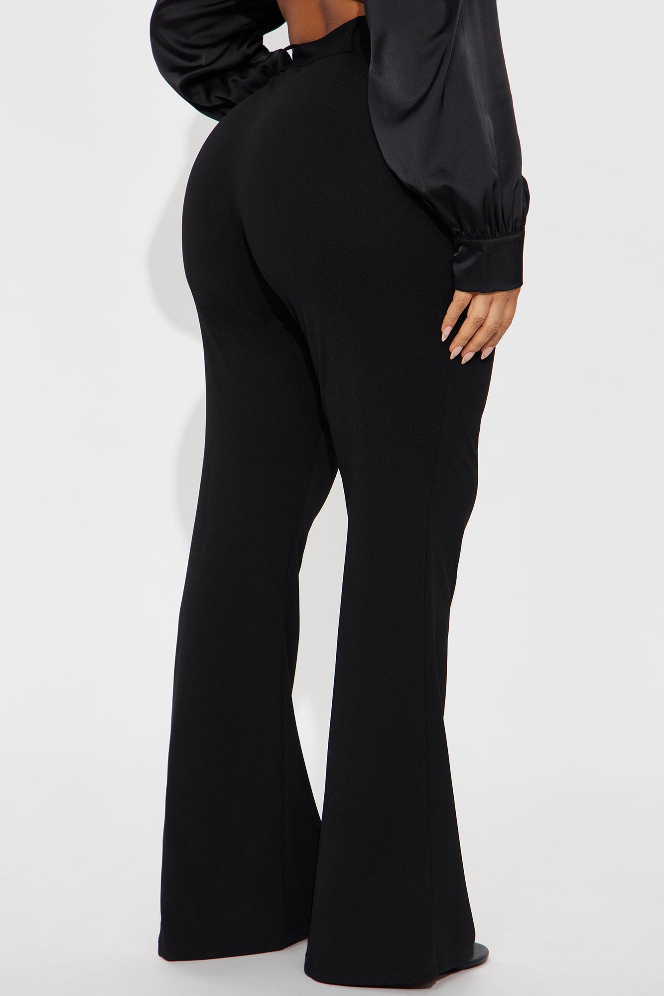 Zulema Crepe Flare Pant - Black