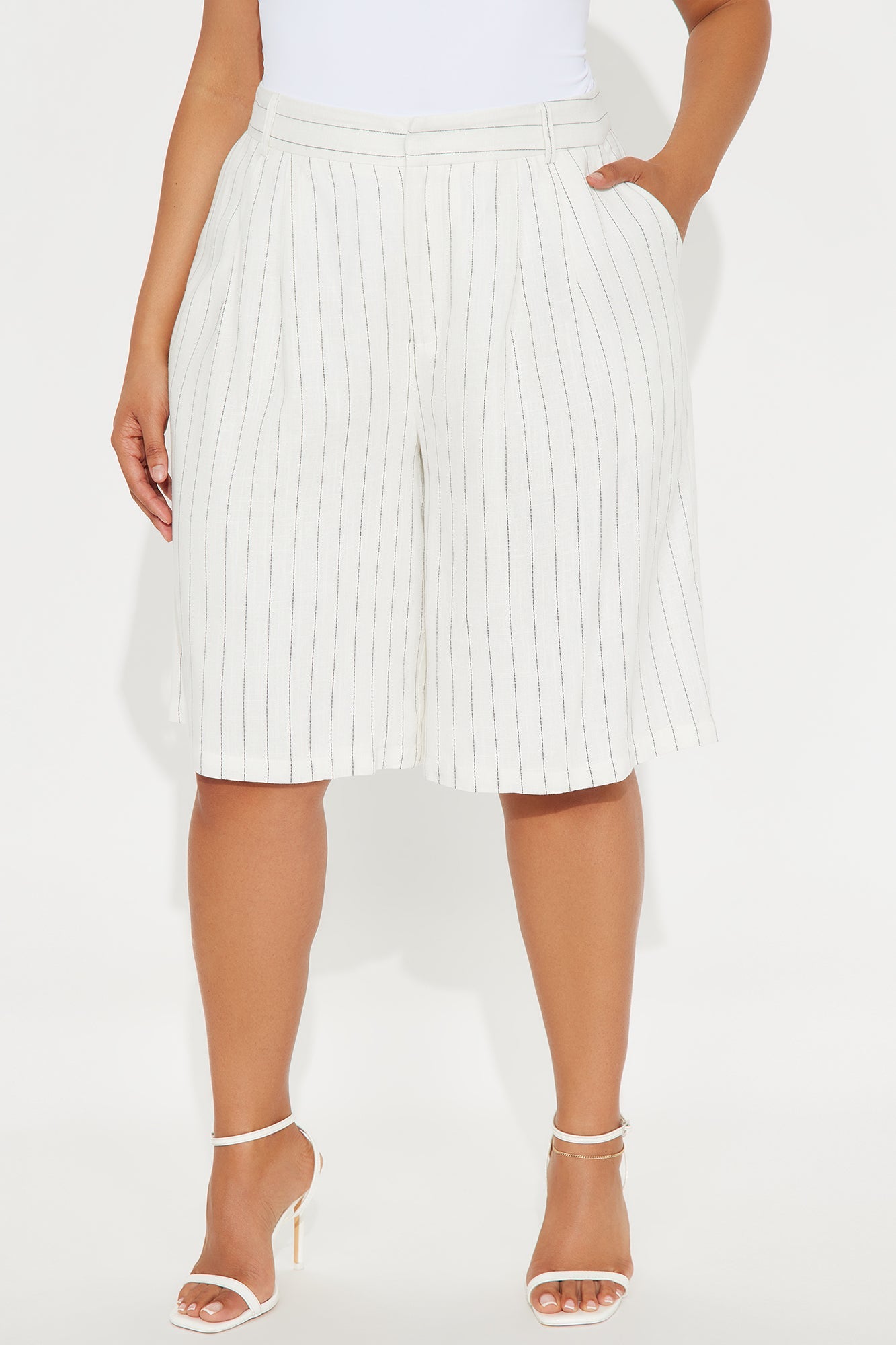 Penelope Pinstripe Linen Trouser Short - White