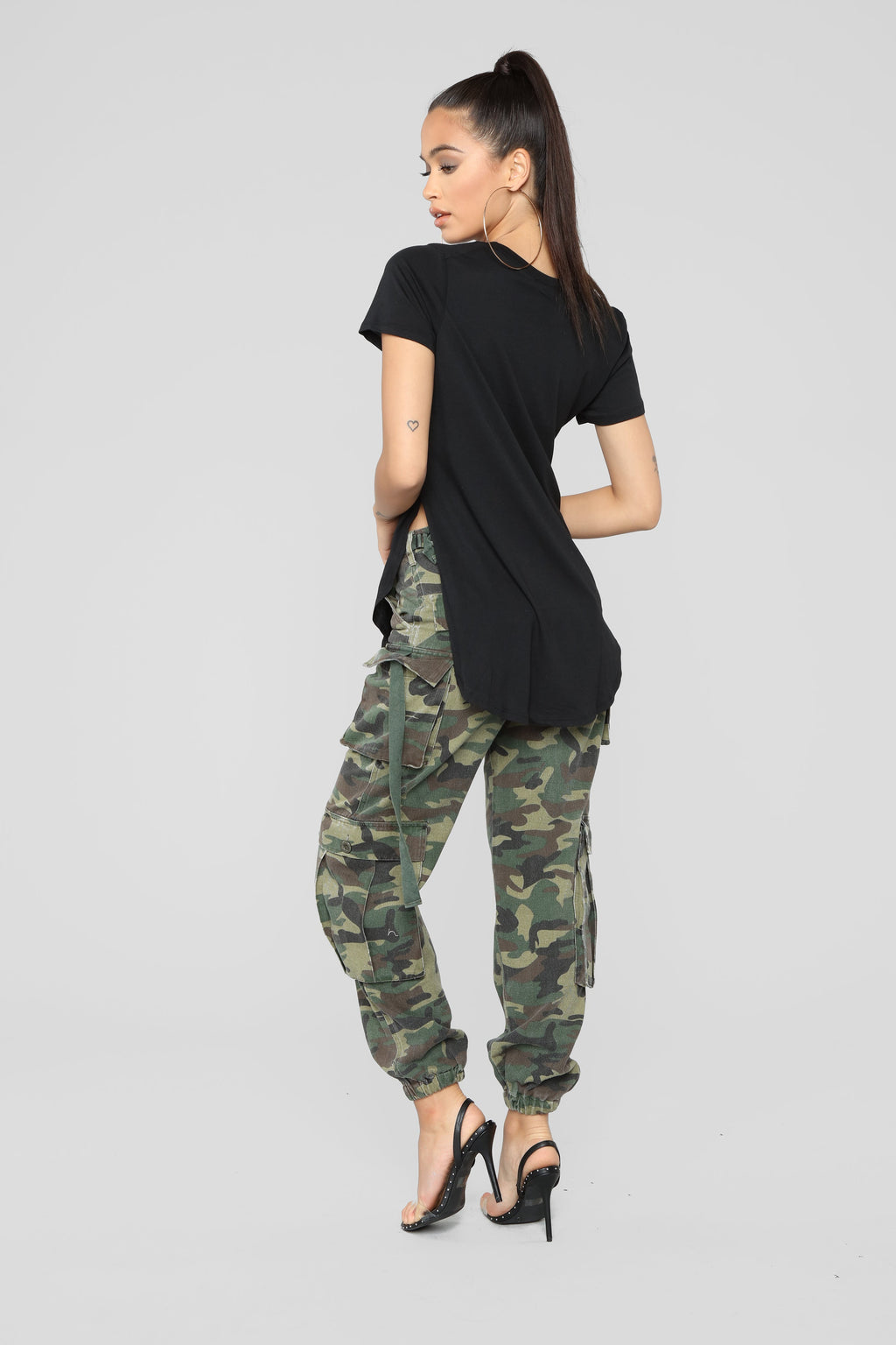 Laid Back Tee - Black