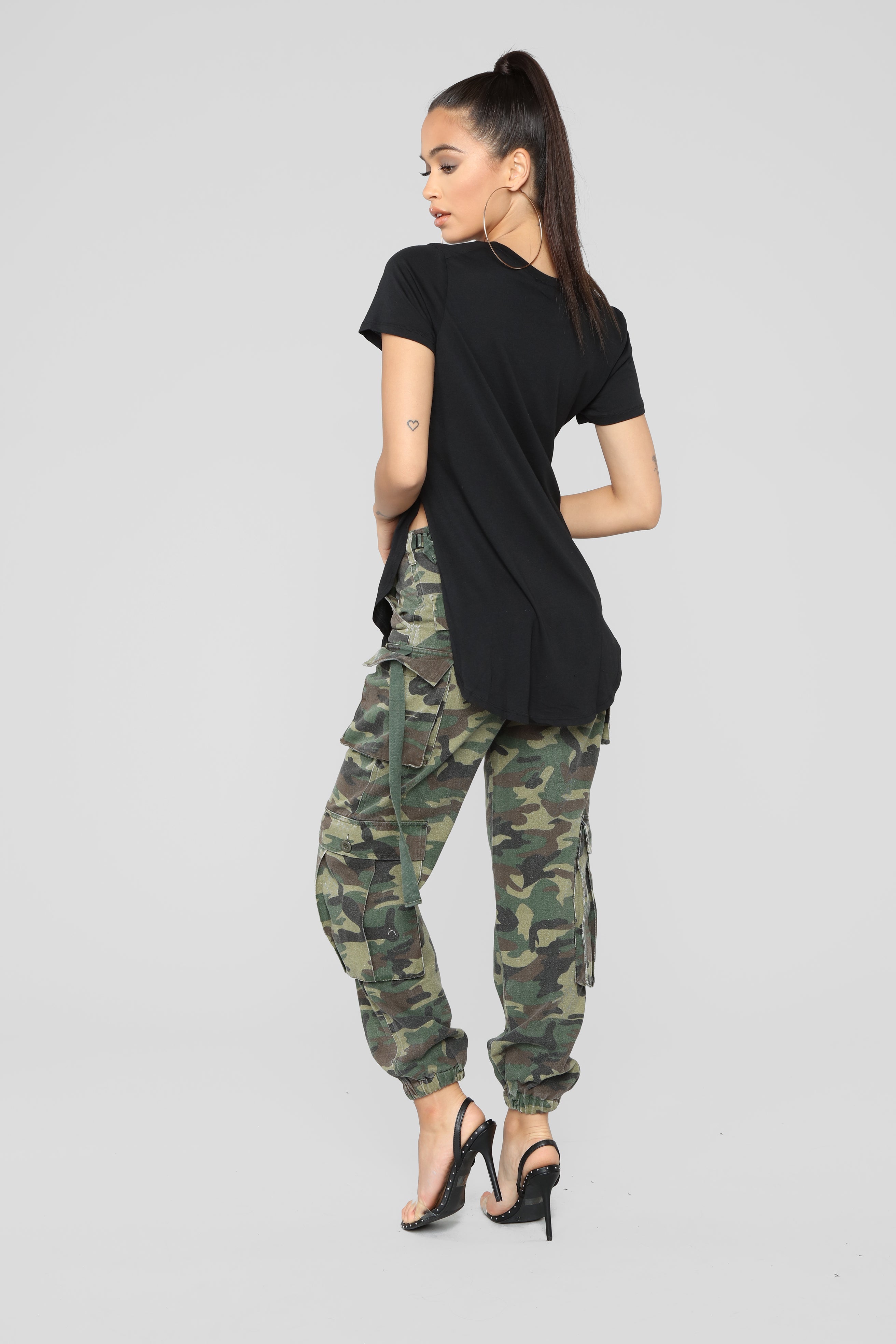 Laid Back Tee - Black