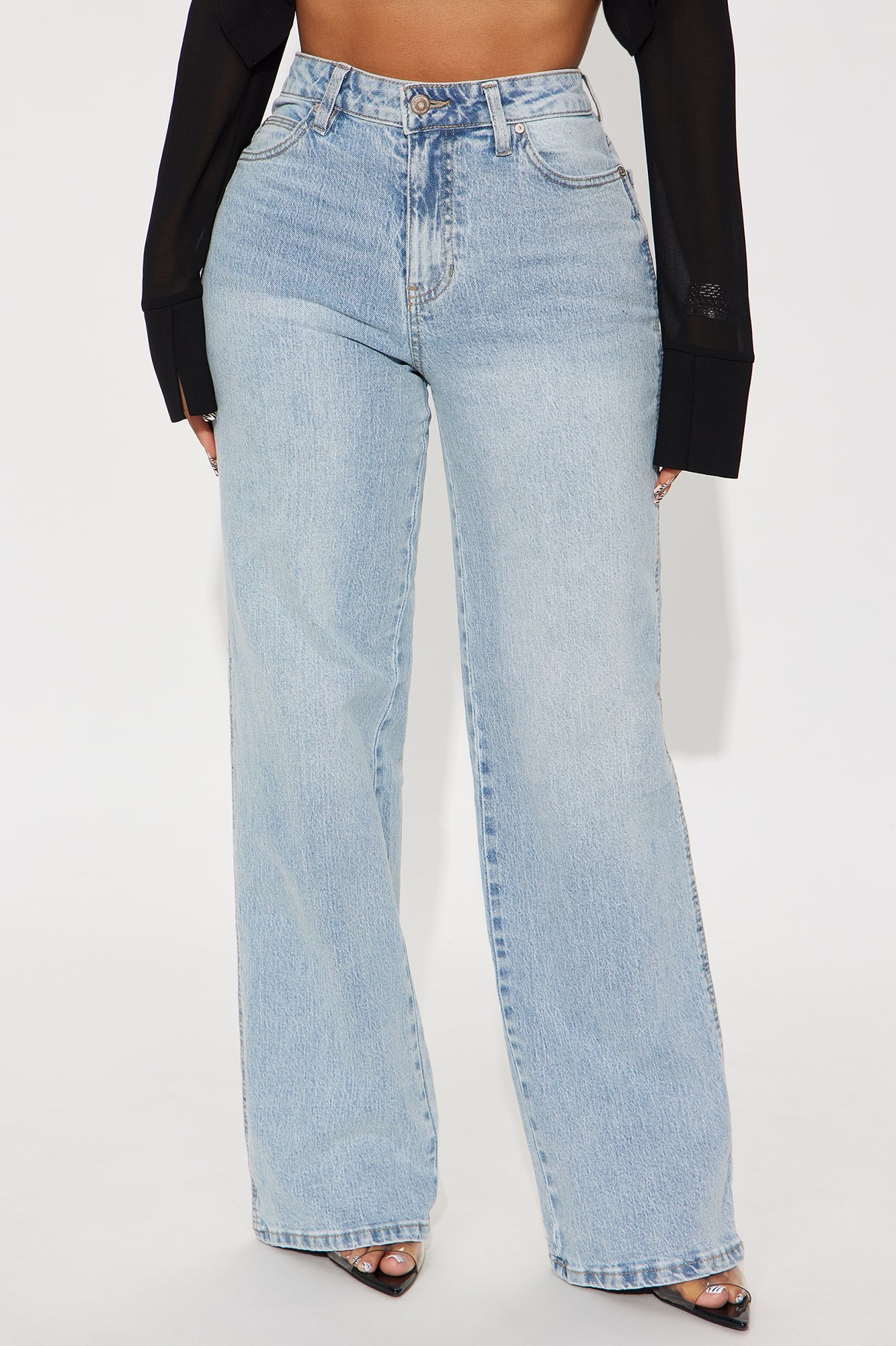 Never Changing Wide Leg Jeans - Light Wash