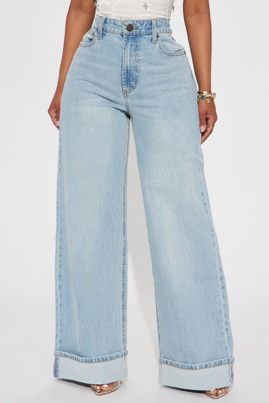Anika Cuffed Wide Leg Jeans - Light Wash