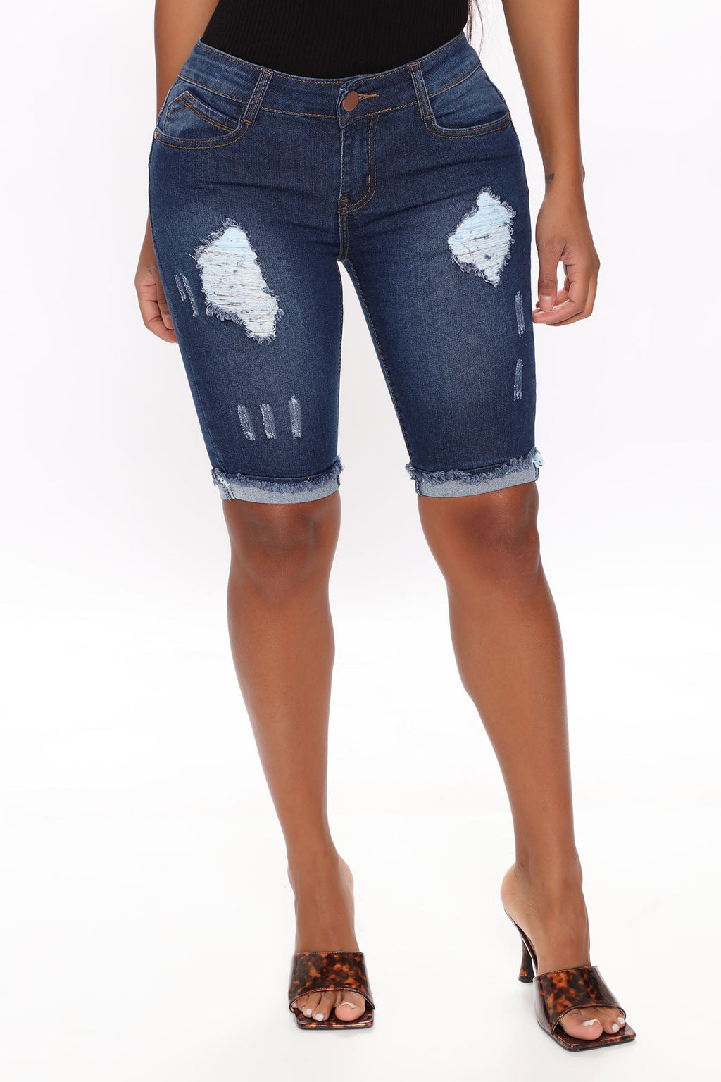 Hold Me Closer Booty Lifting Denim Bermudas - Dark Wash