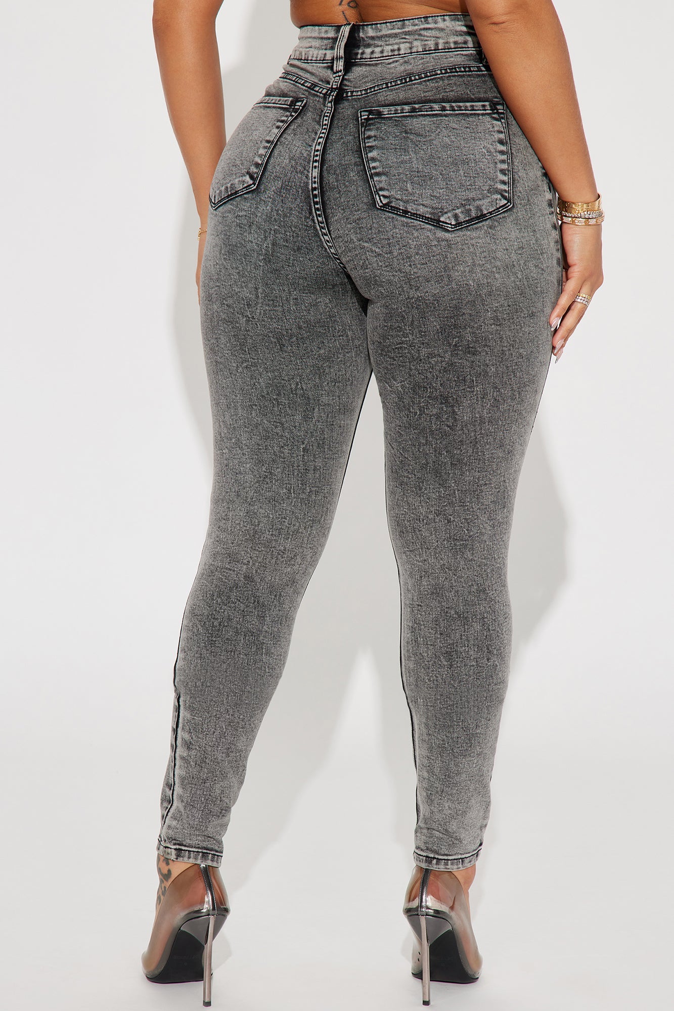 It's Giving High Stretch Curvy Skinny Jeans - Acid Wash Grey