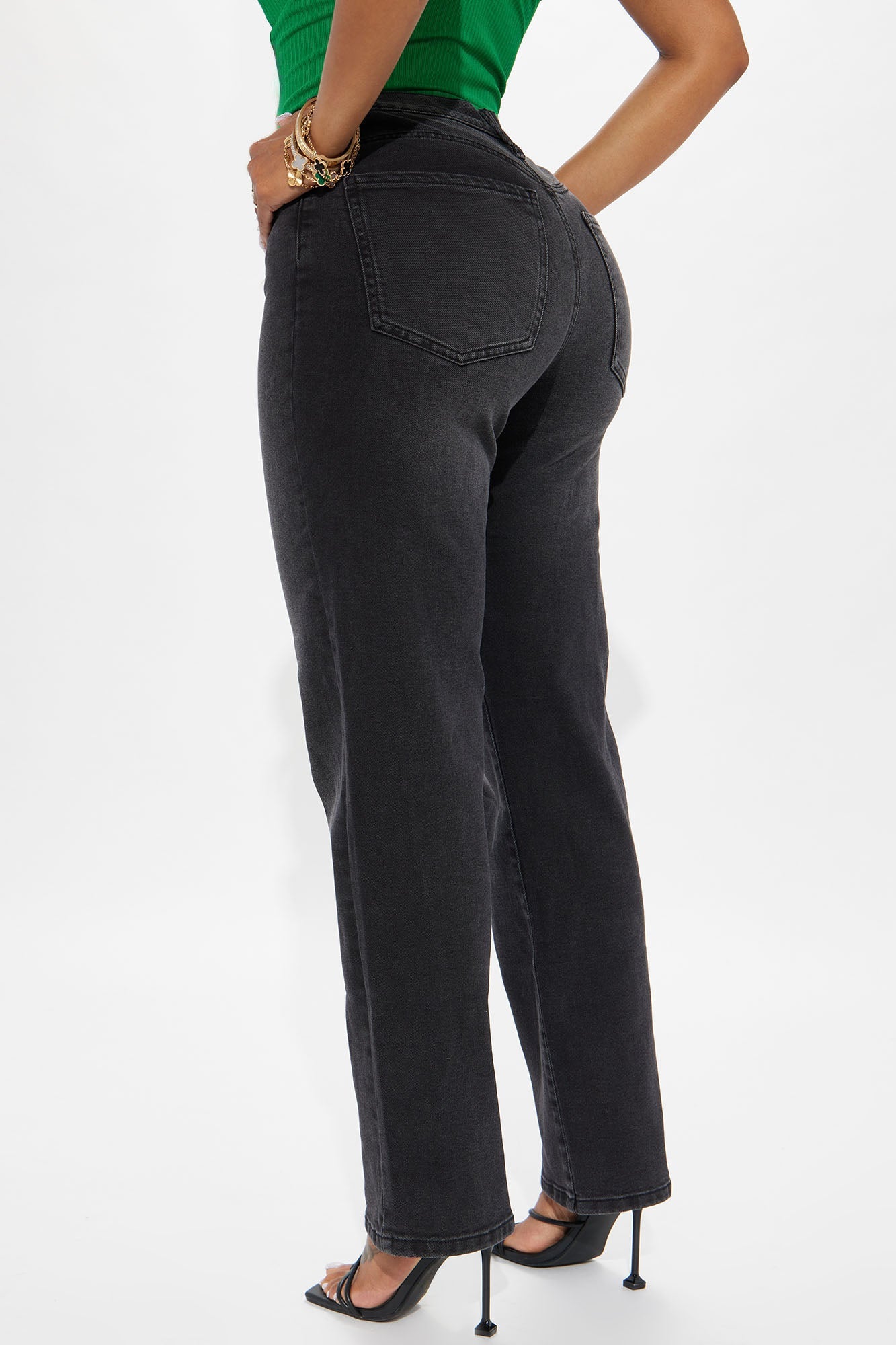 Nova 90s Straight Leg Jeans - Black Wash