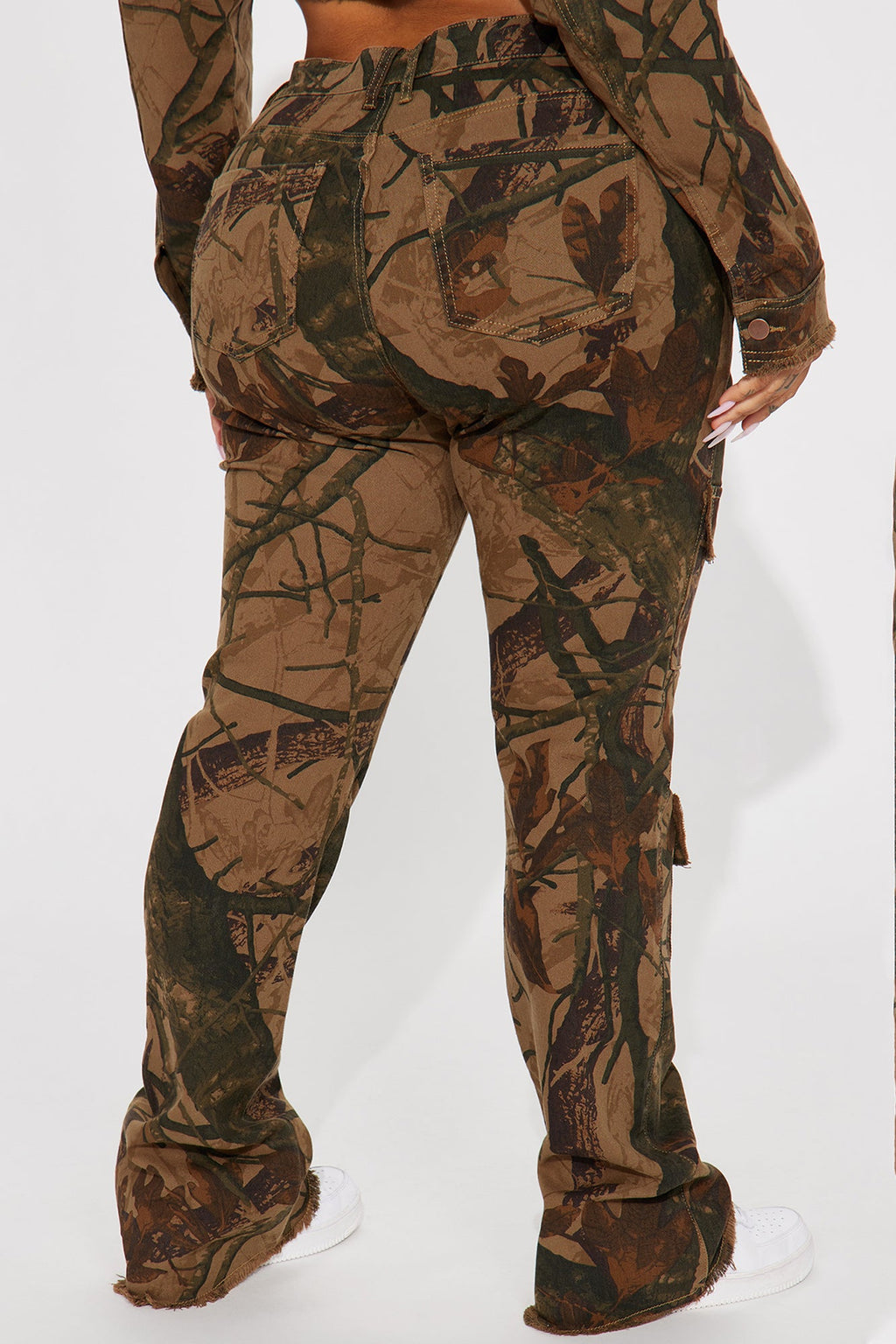 In The Wild Camo Stretch Cargo Jeans - Camouflage