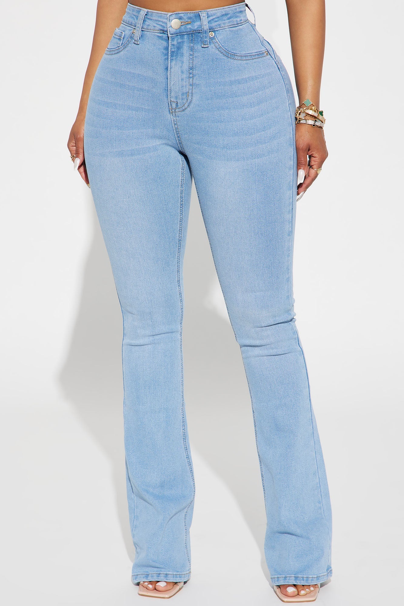 Mesa Booty Lifting Stretch Bootcut Jeans - Light Wash