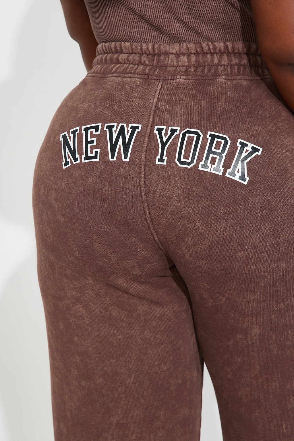 New York Washed Sweatpant - Brown