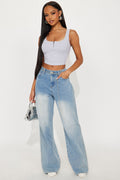 Linked Up Belted Wide Leg Jeans - Light Wash