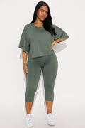 Morning Classes Capri Set - Olive