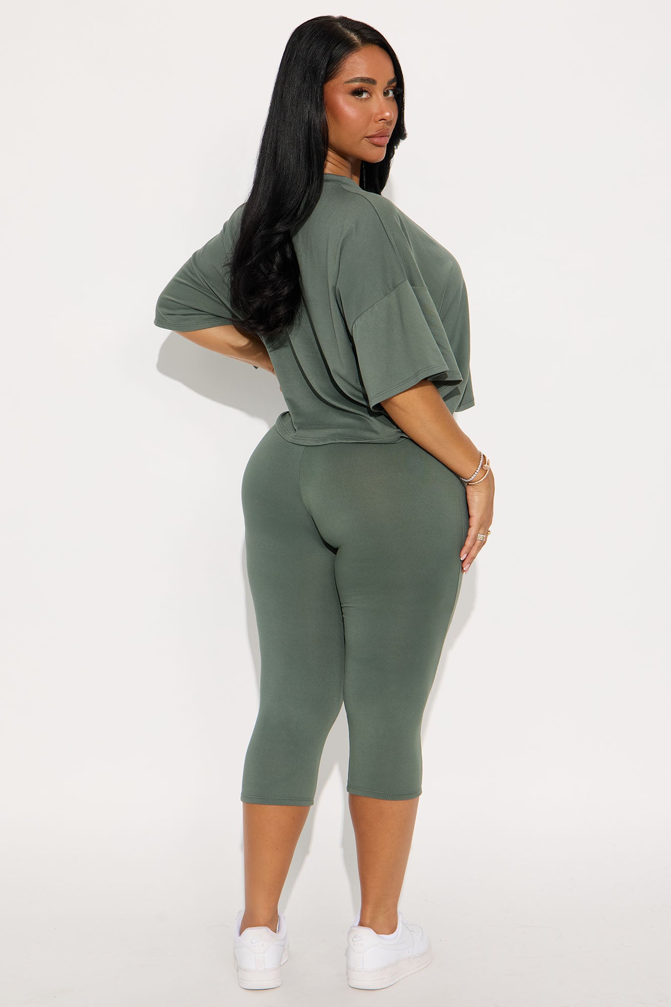 Morning Classes Capri Set - Olive