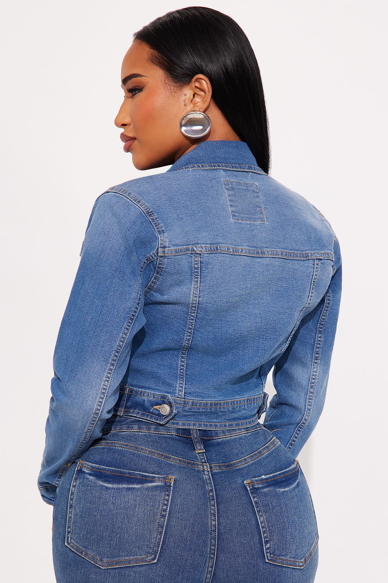 Camila Cropped Denim Trucker Jacket - Medium Wash