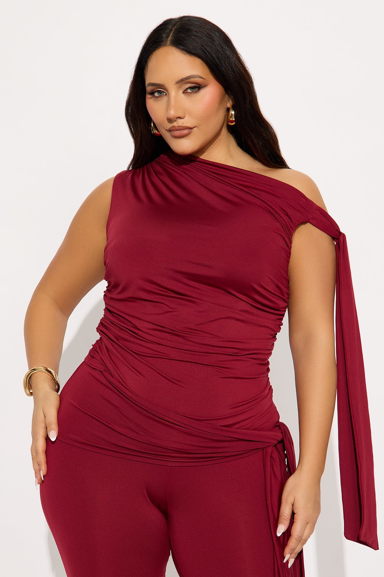 Bella Off Shoulder Top And Capri Set - Wine