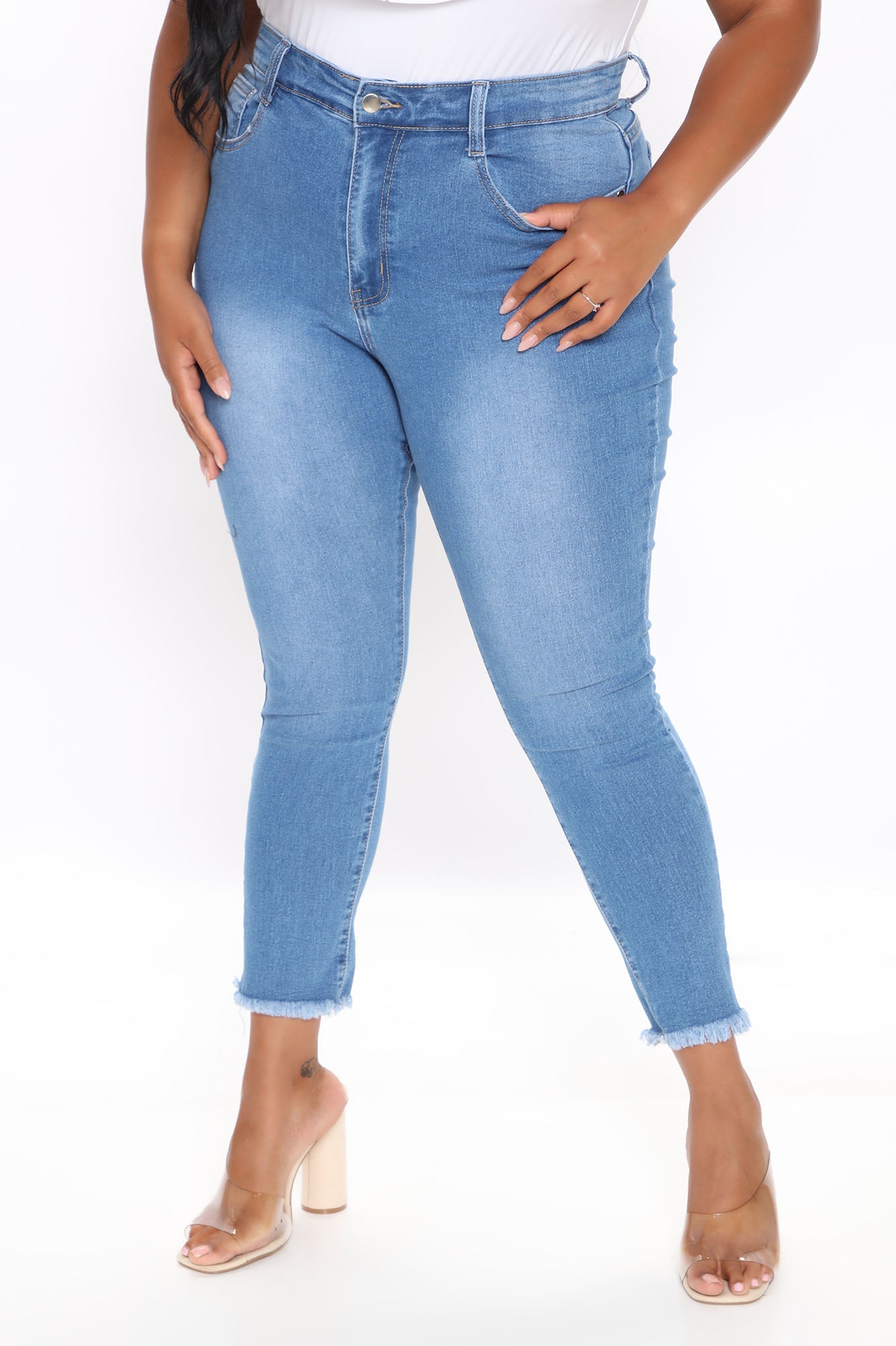 On The Fray Ankle Jeans - Medium Blue Wash